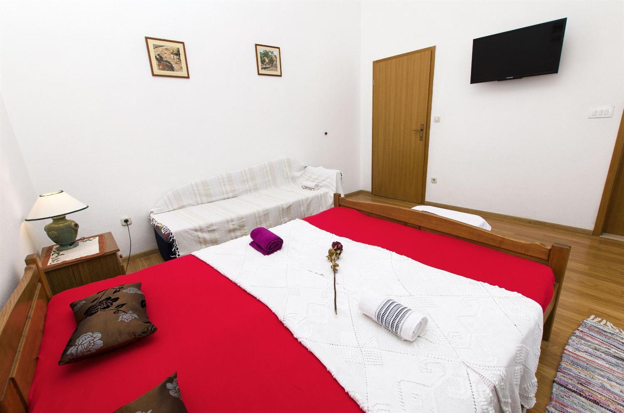 Apartments Neva Сумпетар Экстерьер фото